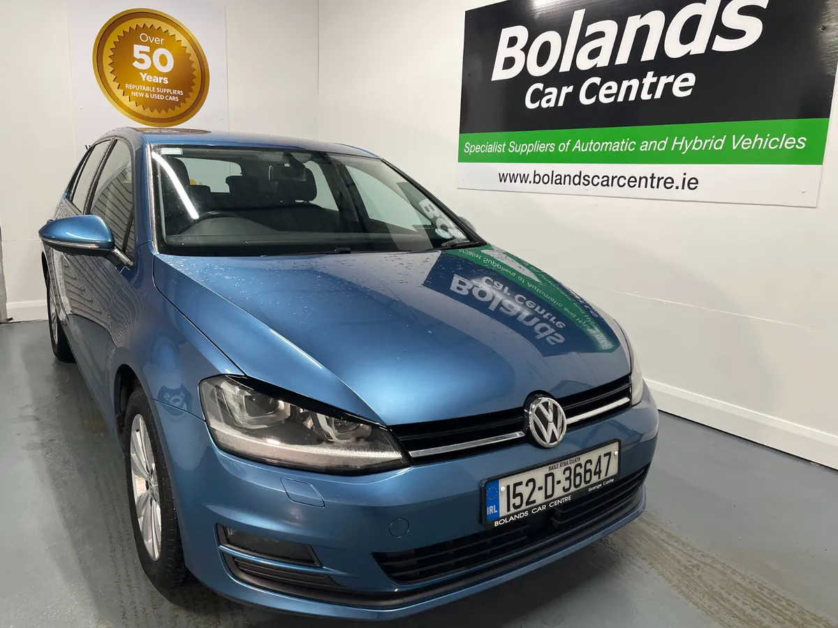 152 Volkswagen Golf 1.2 TSI Automatic 5dr Model - Image 2
