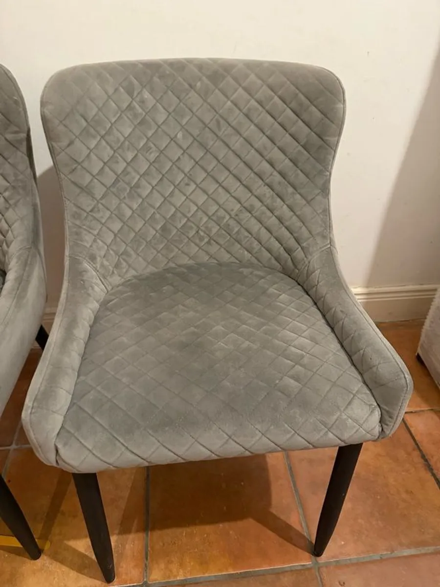 6 Dining Chairs (2 navy, 4 grey) - Image 2