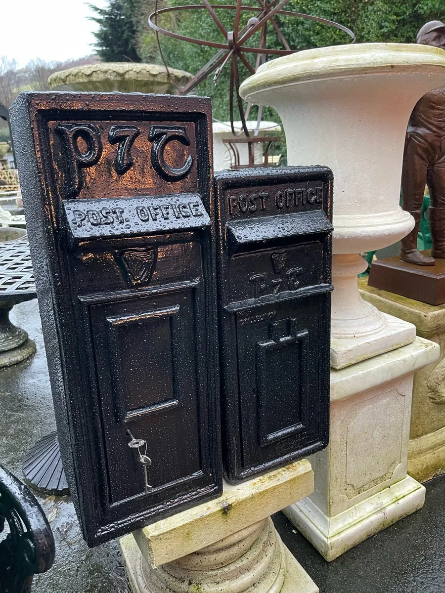 Irish post box building into wall - Image 2