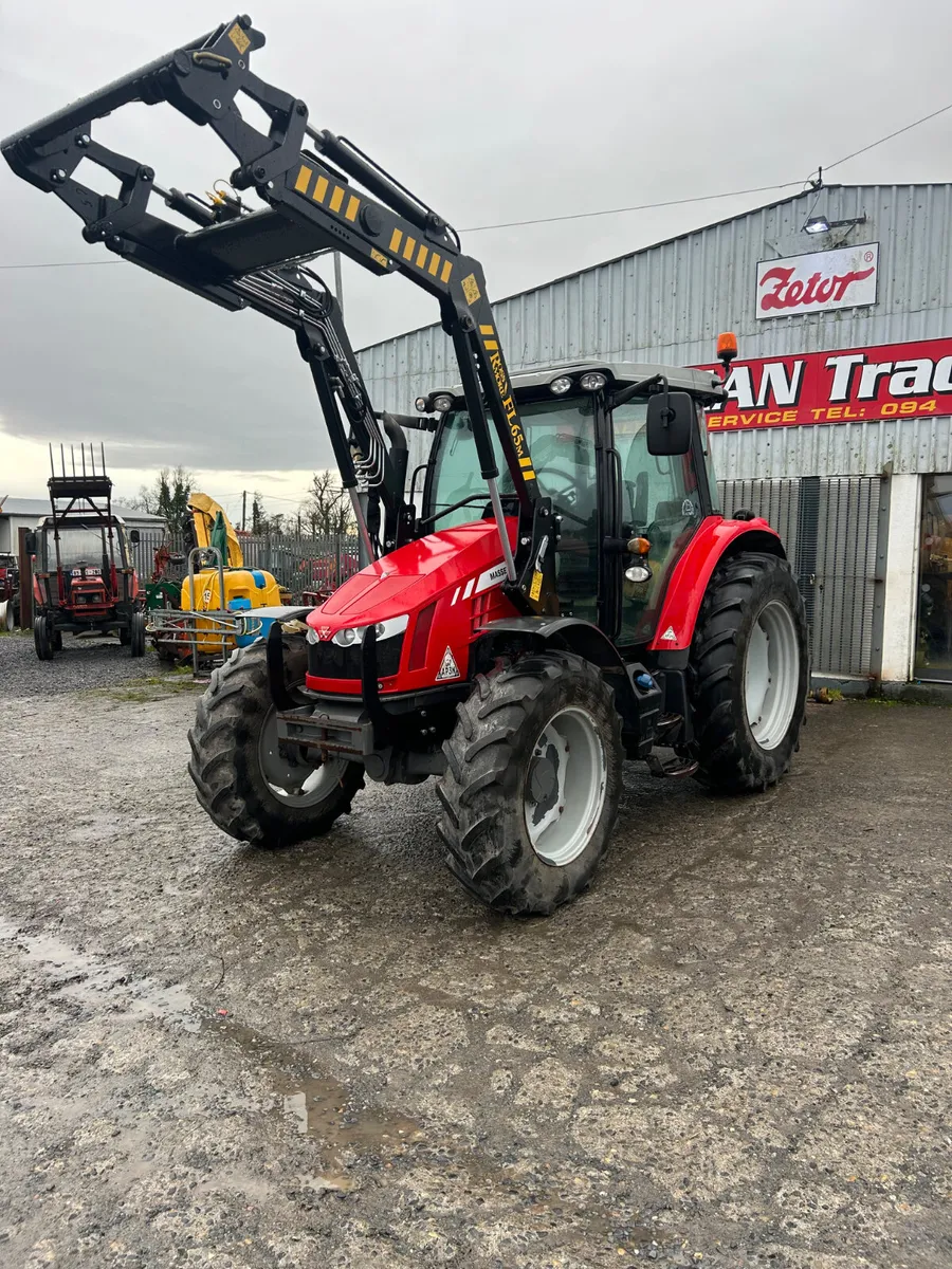 2017 Massey Ferguson 5712 c/w Loader - Image 1