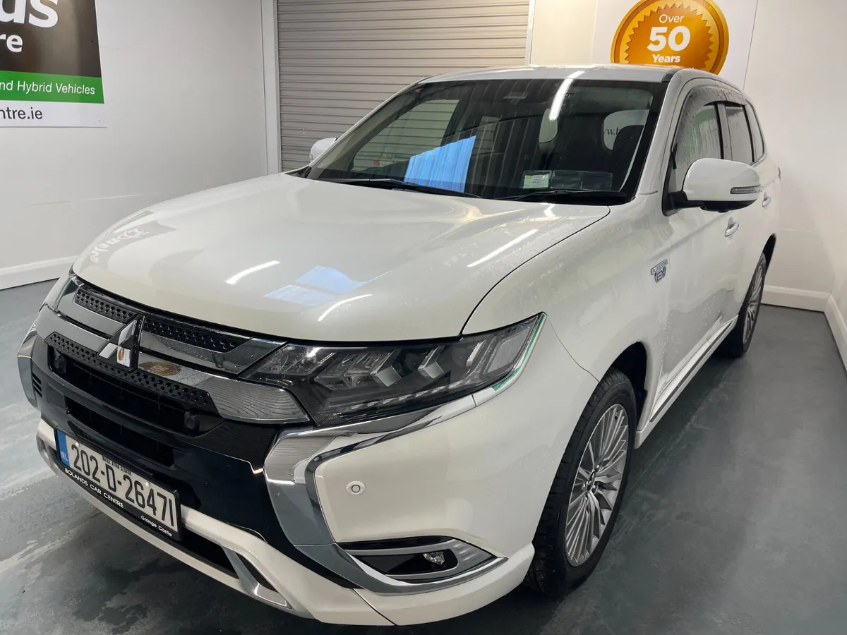 202 Mitsubishi Outlander Hybrid 2.4 Phev Automatic - Image 3