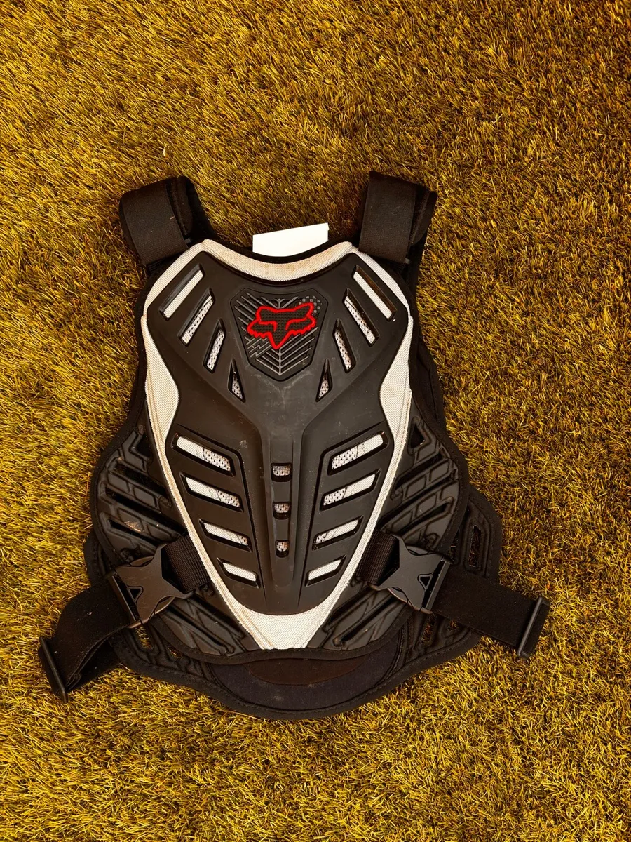 Mtb fox chest guard - Image 1
