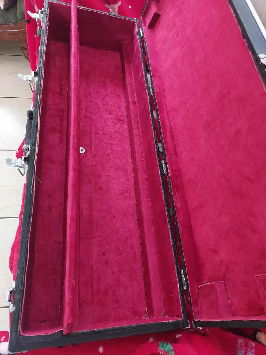 Musical instruments - Image 2