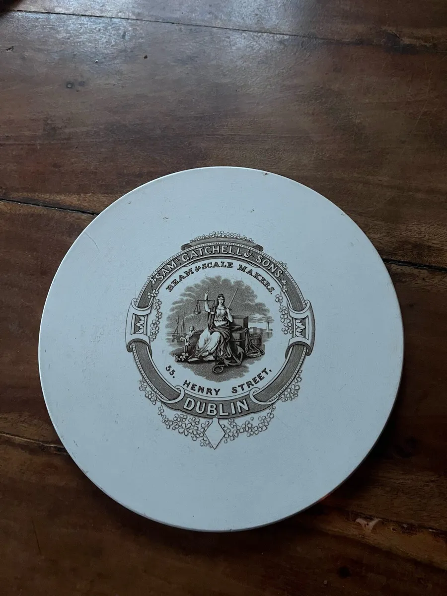 Ironstone Scales Pan - Image 1