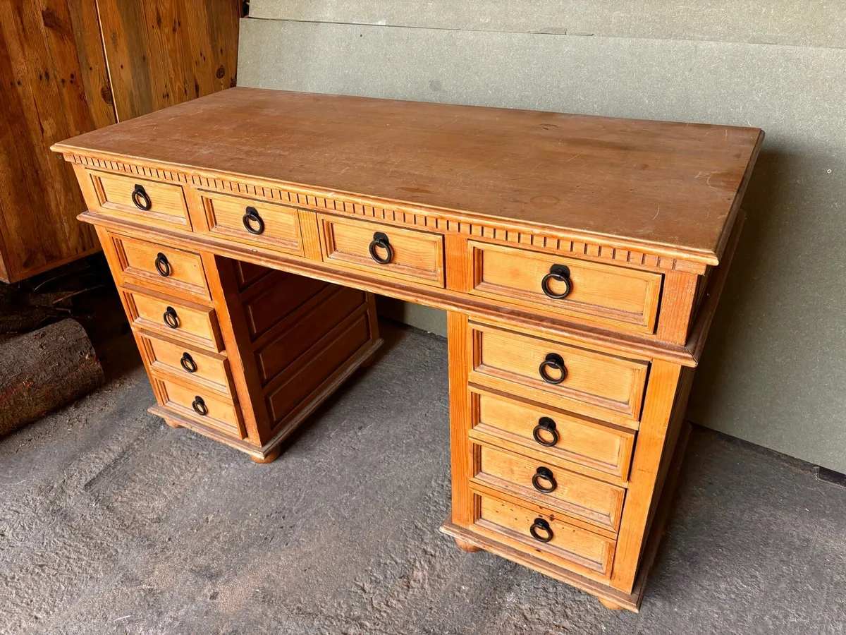Solid pine office desk - Image 1