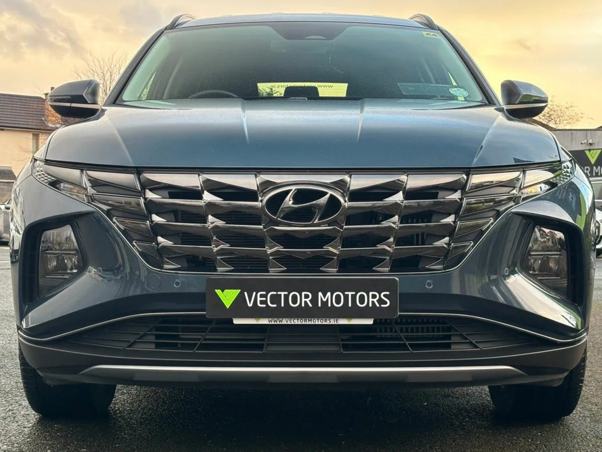 Hyundai Tucson EXECUTIVE PLUS MILD HYBRID PETROL L - Image 3