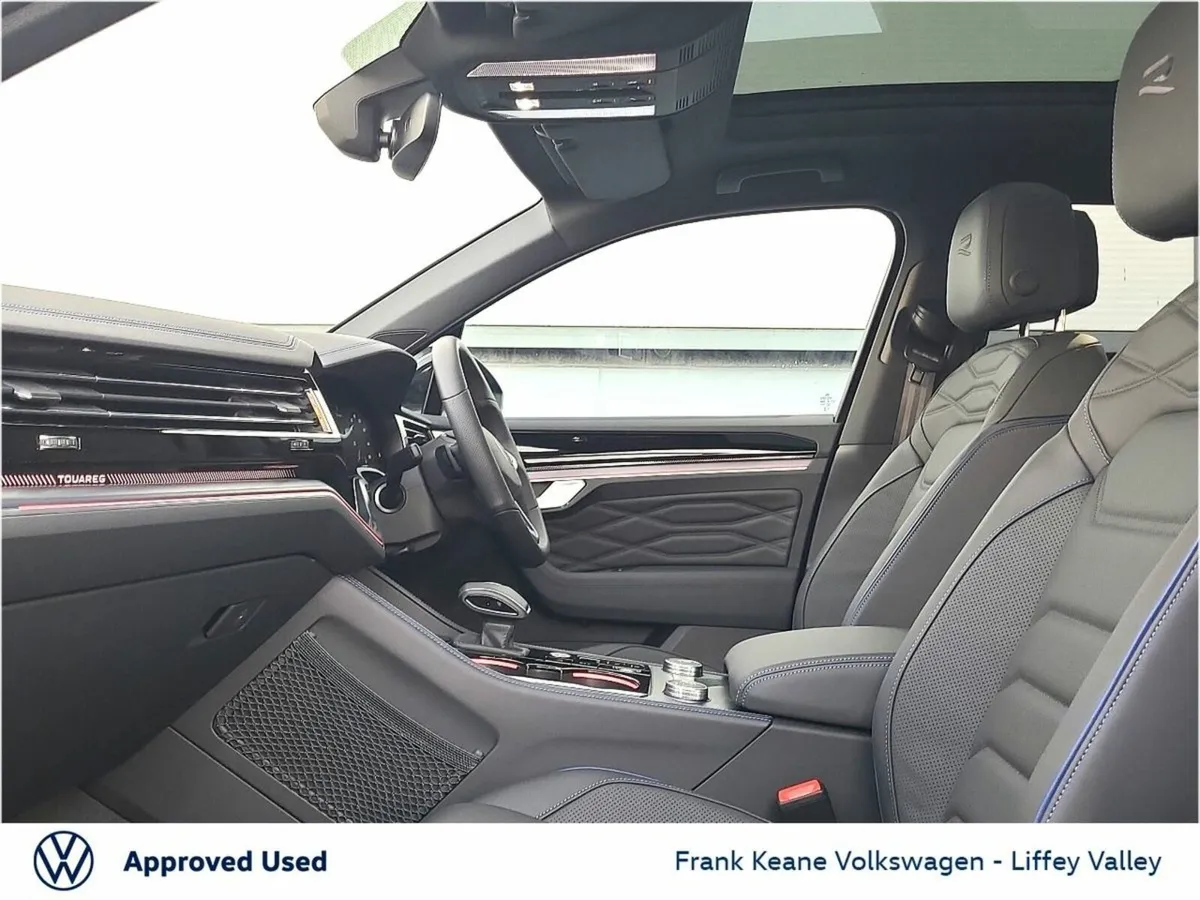 Volkswagen Touareg R 3.0TSI PHEV 462BHP *DEMO MODE - Image 4