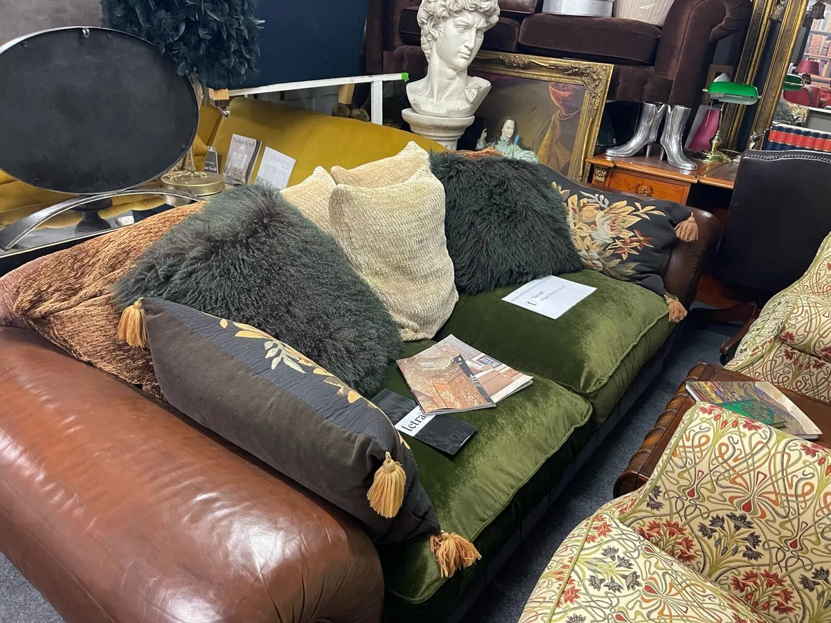 Designer Tetrad grand sofa 🎄🎄🎄 - Image 3