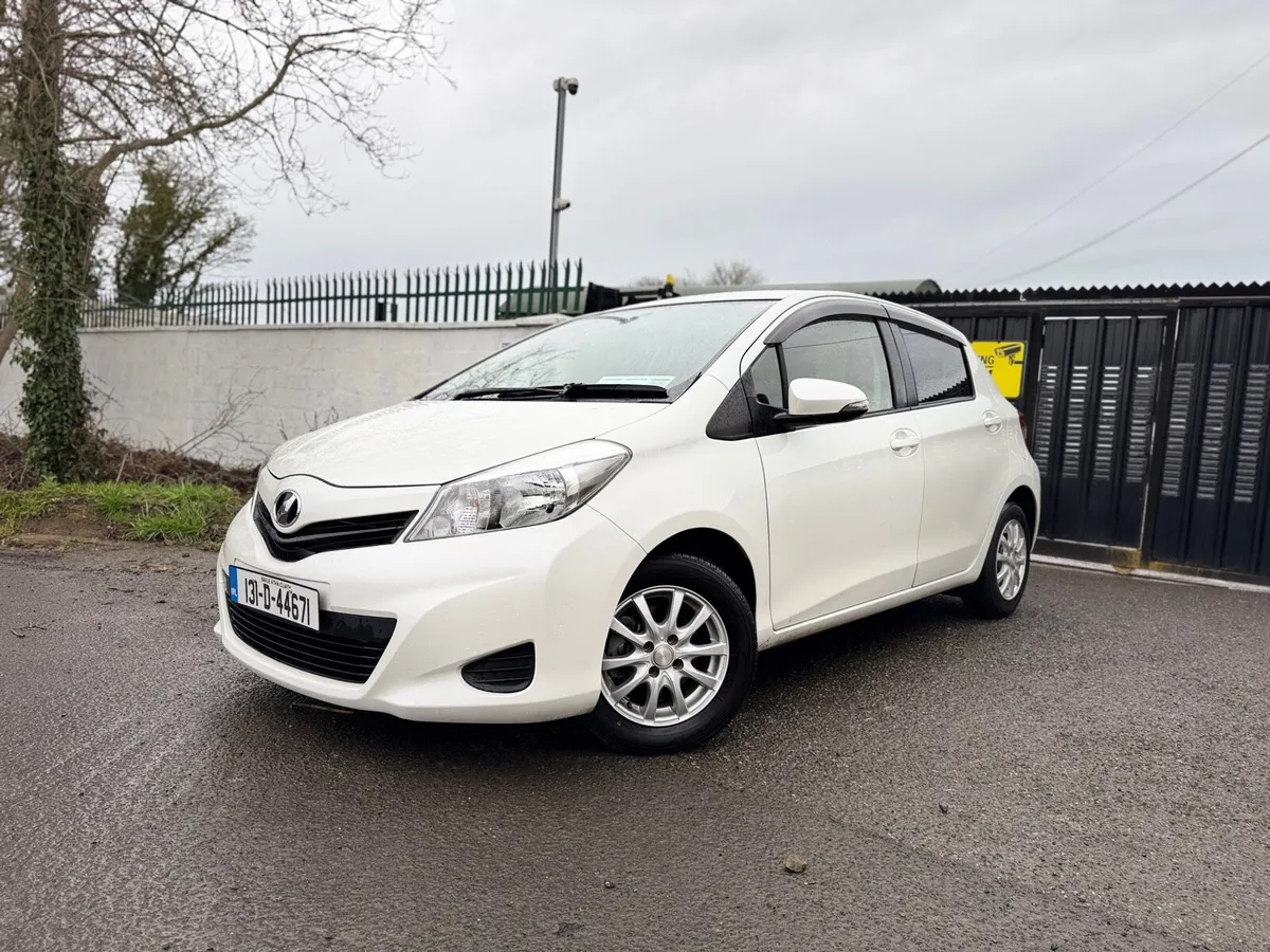 2013 TOYOTA VITZ. LOW MILEAGE. AUTO 1.3L NEW NCT - Image 3