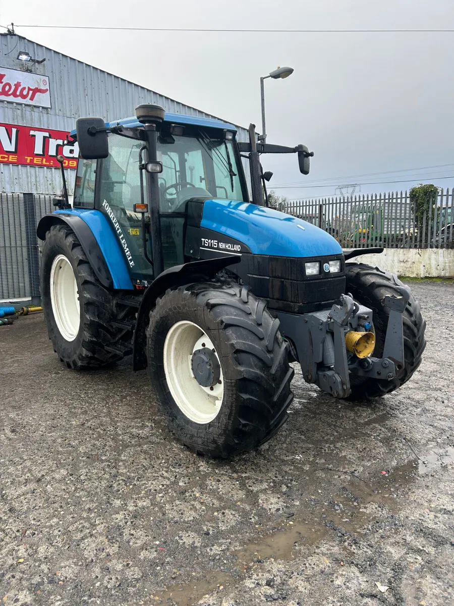 2002 New Holland TS115 - Image 4