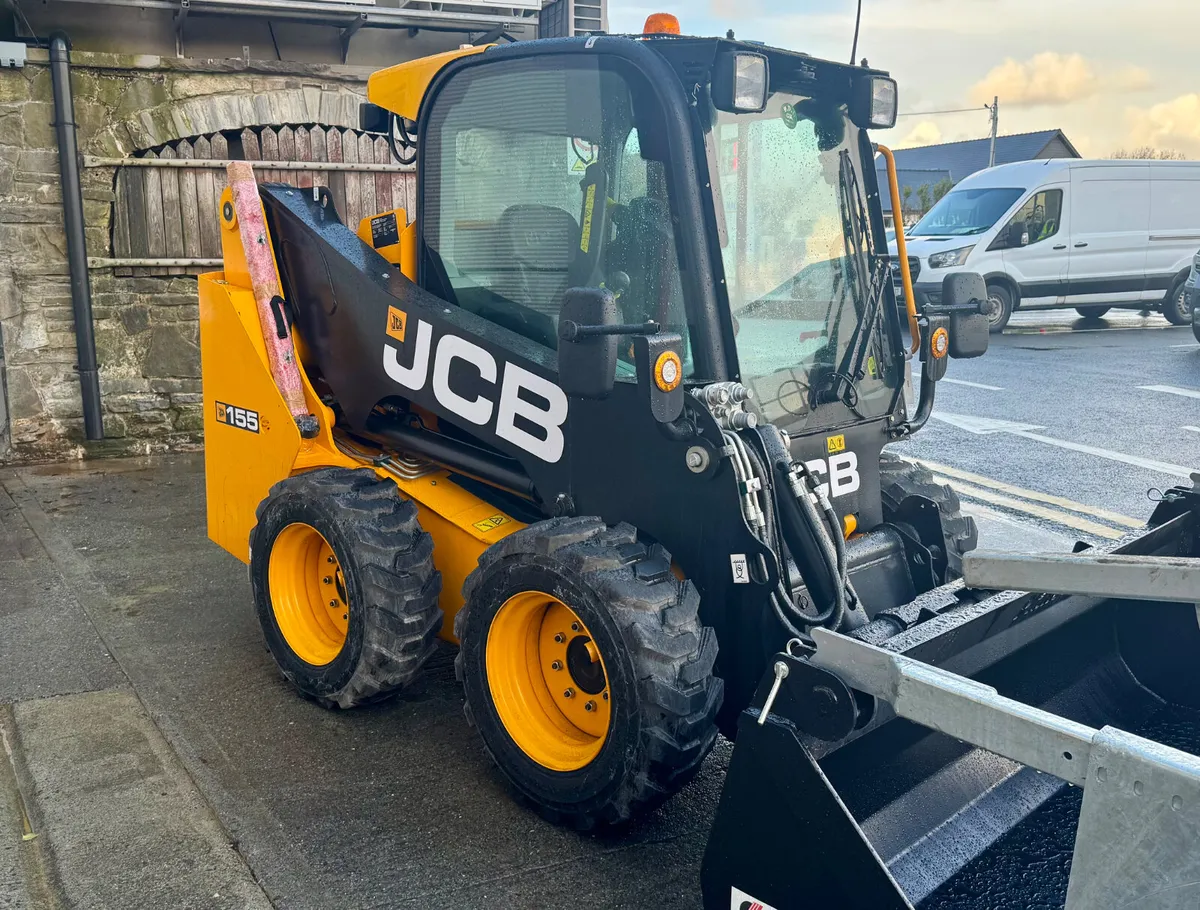 JCB 155 Skied Steer - Image 2