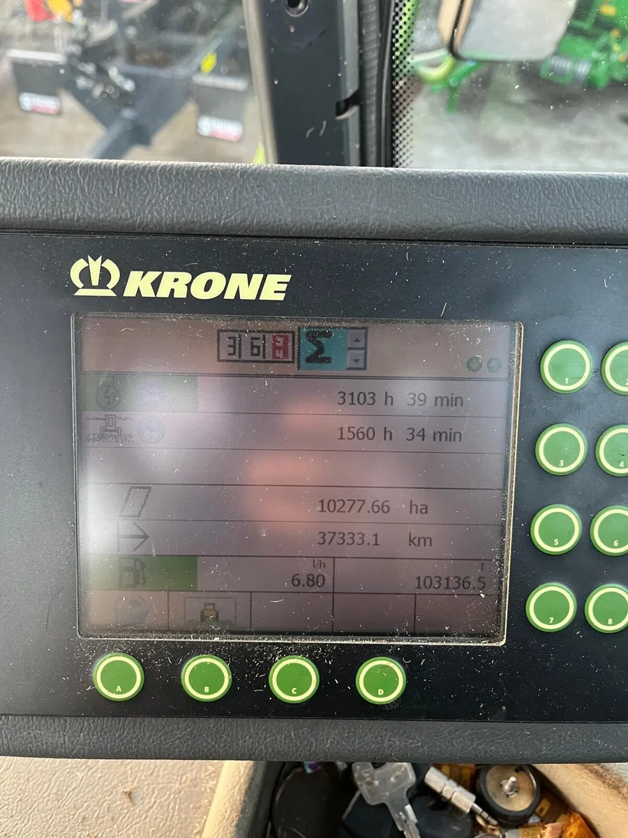 2017 Krone BiG M 420 - Image 2