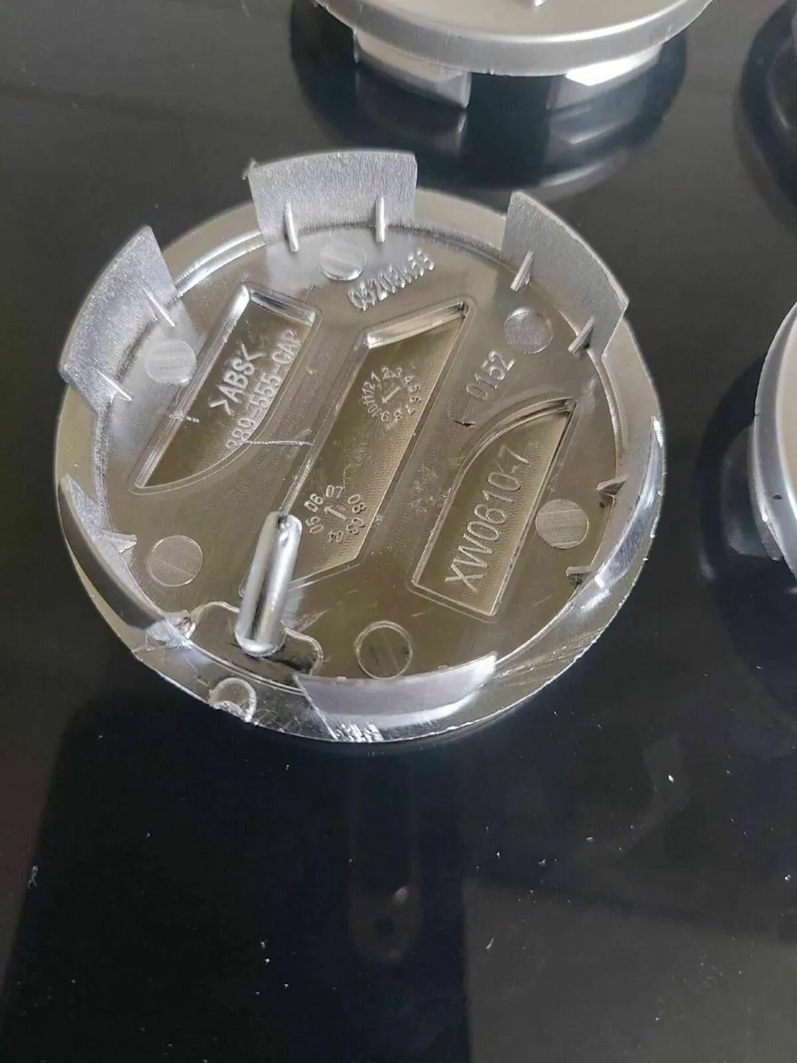 Suzuki Centre Caps - FREE POST - Image 2