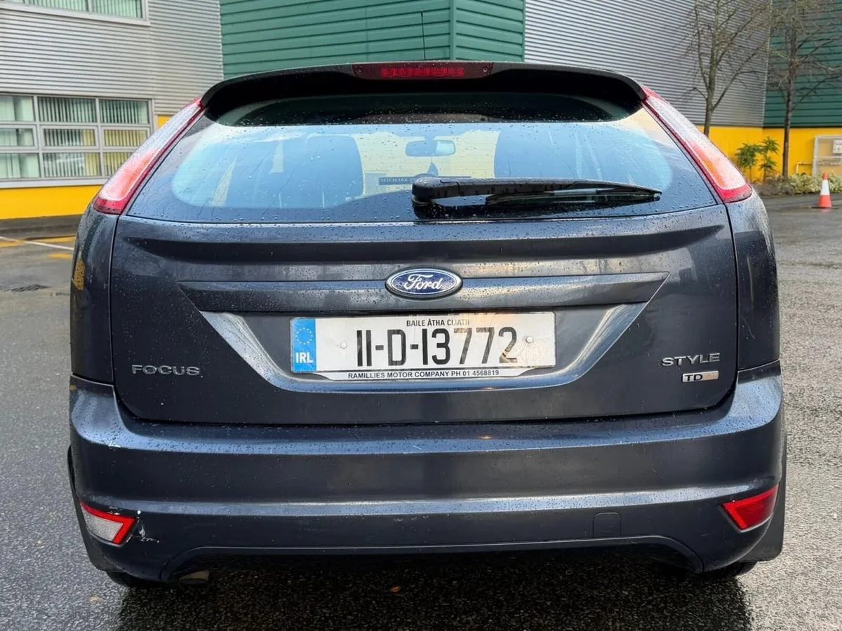 Ford Focus 2.0 TDCI Style Automatic - Image 4