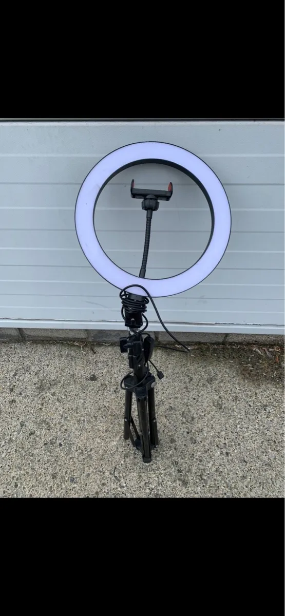 Camera light tripod - Image 1
