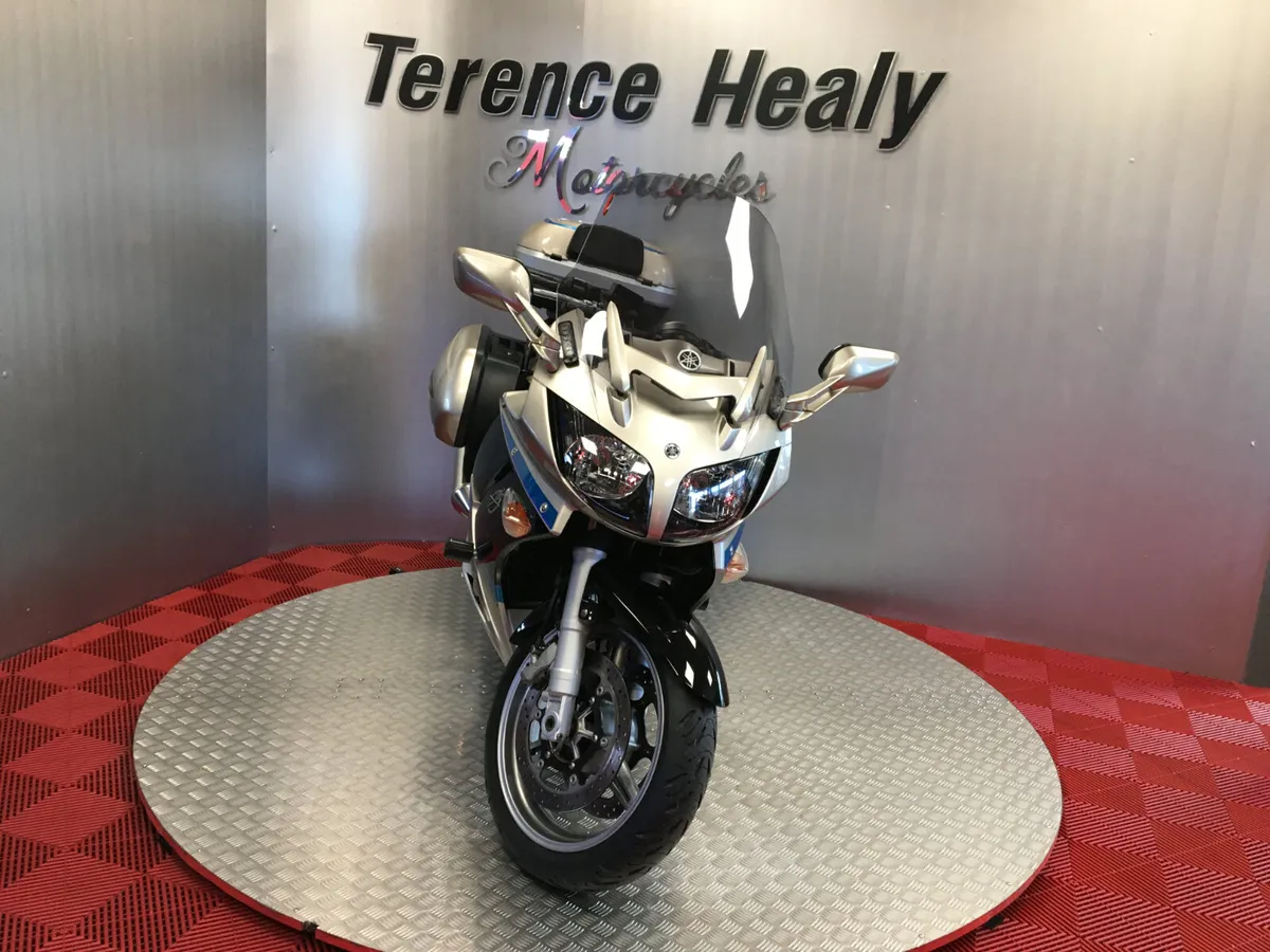 2011 Yamaha FJR 1300 ''Great Condition'' - Image 3