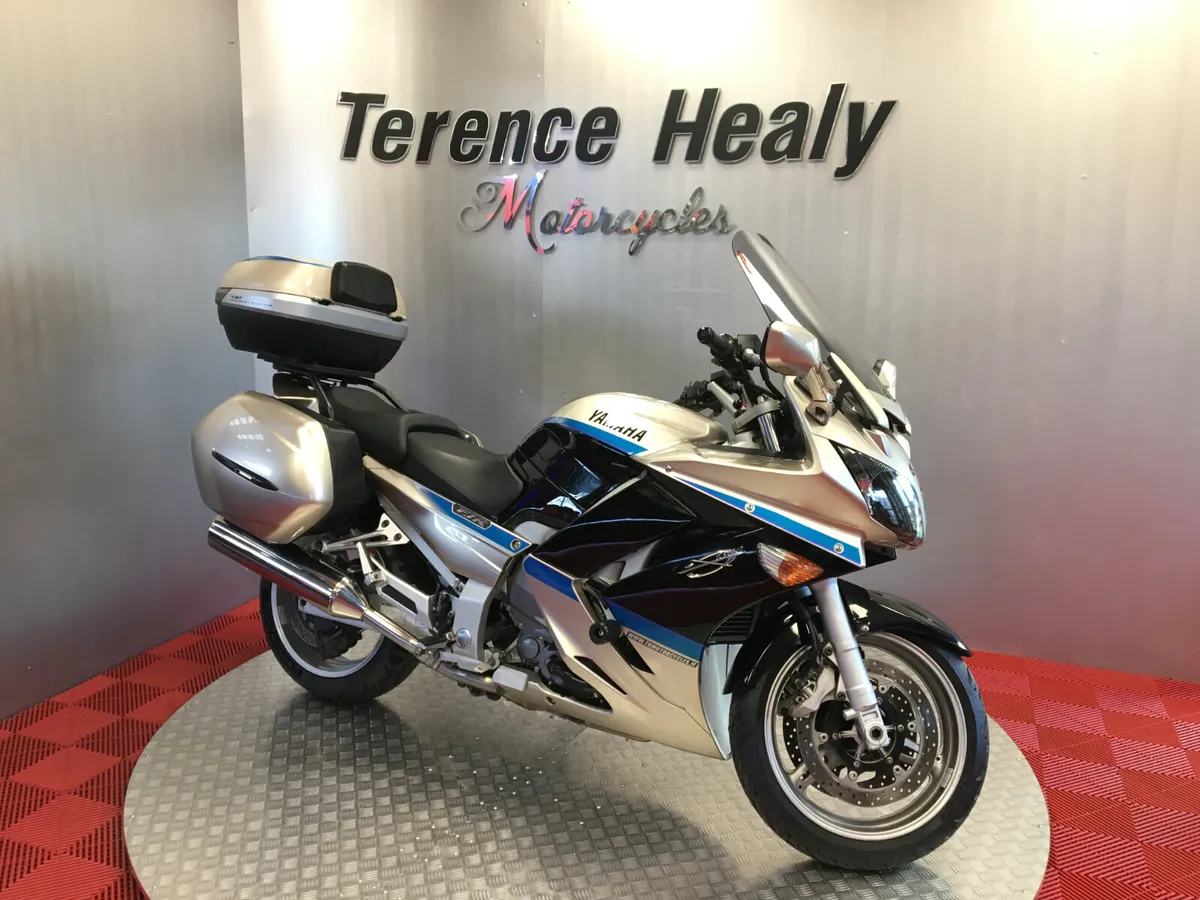 2011 Yamaha FJR 1300 ''Great Condition'' - Image 1