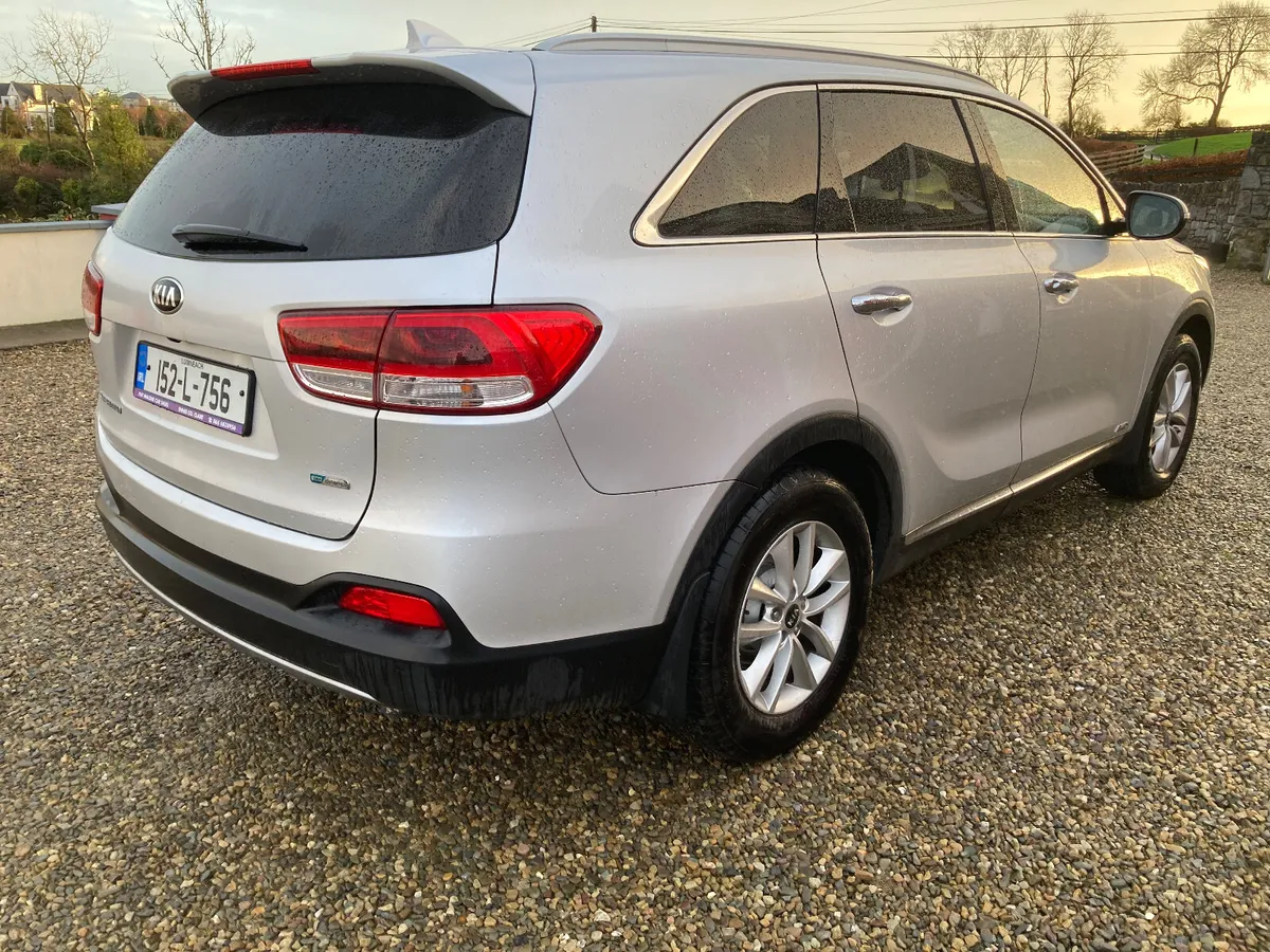 Kia Sorento 2015 4X4 Diesel 7 Seater - Image 4