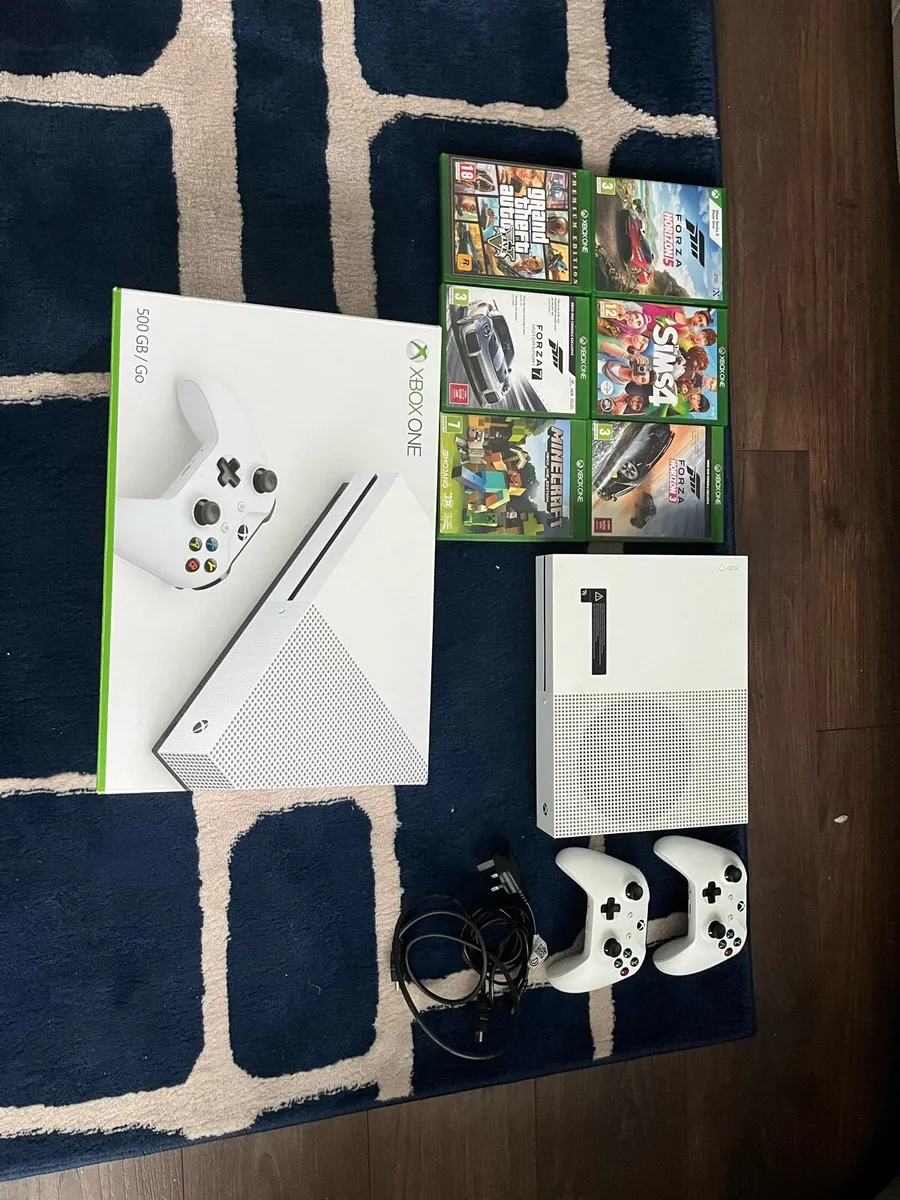 Meta Quest 3s+Xbox one with games LOOK IN DESC - Image 4