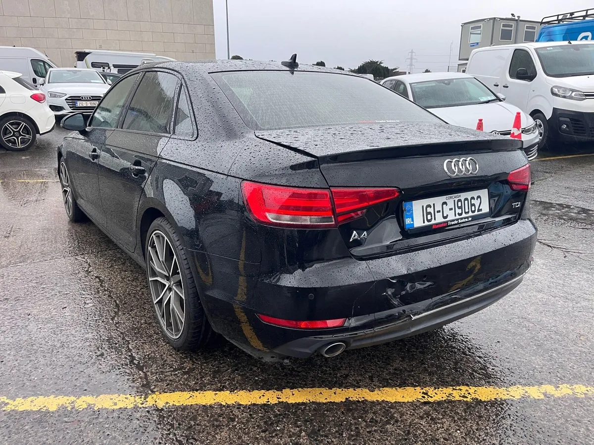 2016 Audi A4 BLACK EDITION - Image 4