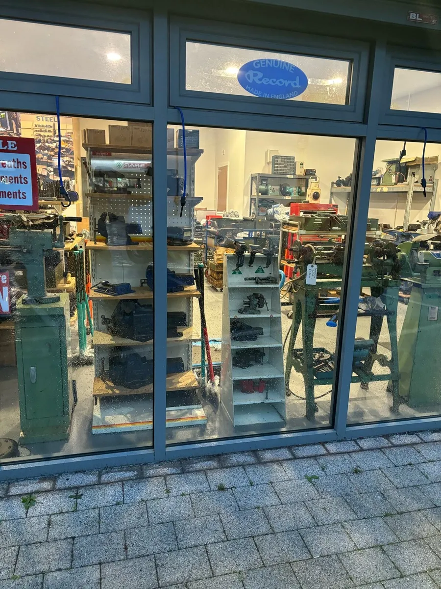 Workstation by Goodbuy tools new shop - Image 1