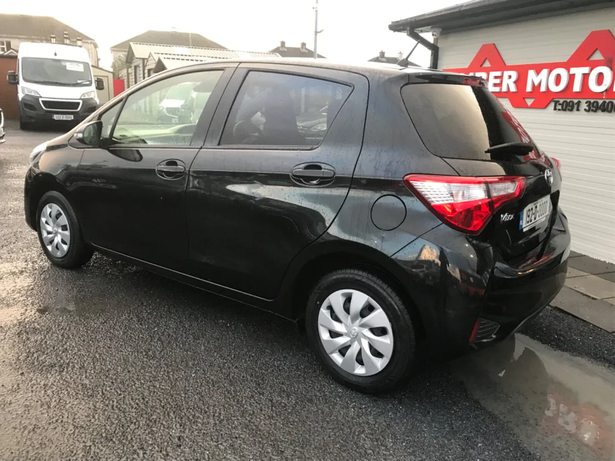 192 Toyota Yaris Petrol Auto - Image 3