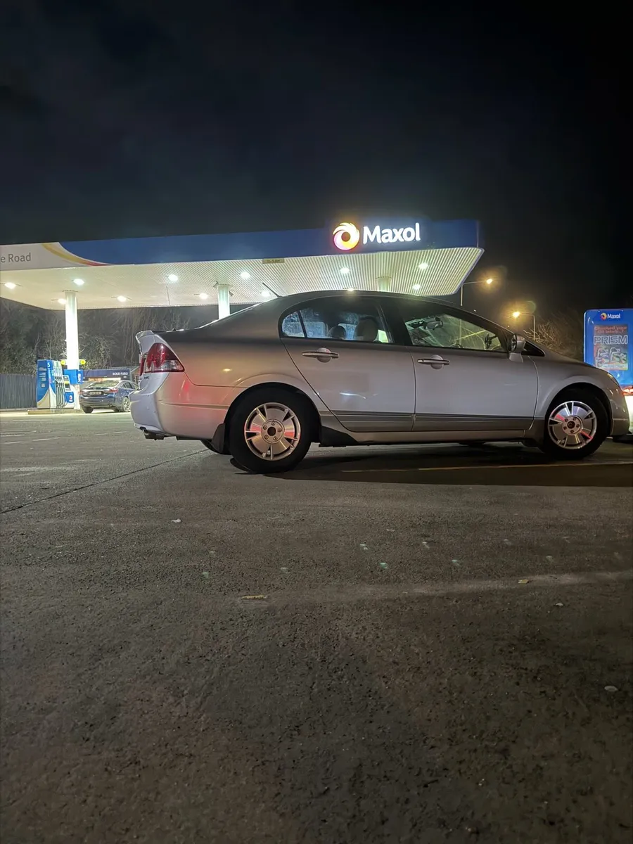 Honda civic - Image 4