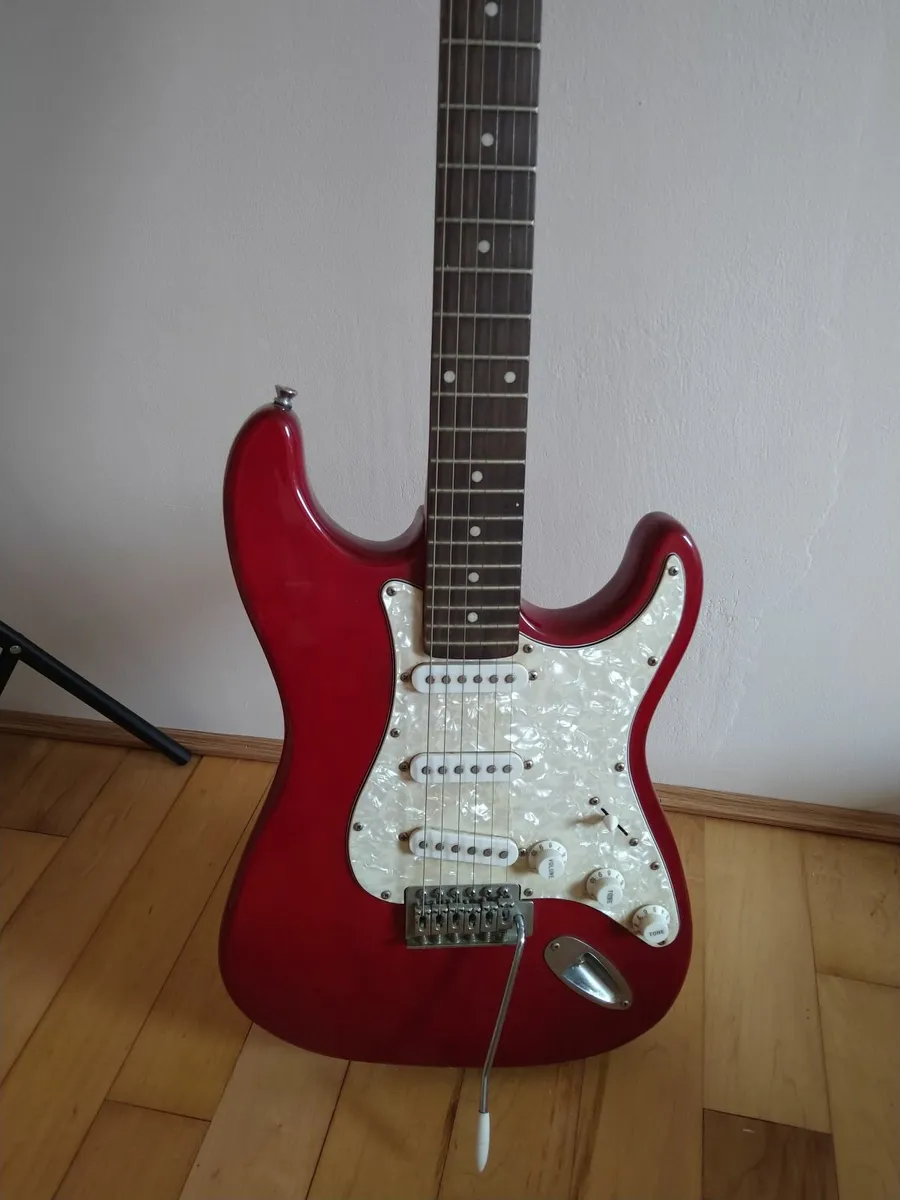Encore Electric Guitar Red - Image 1