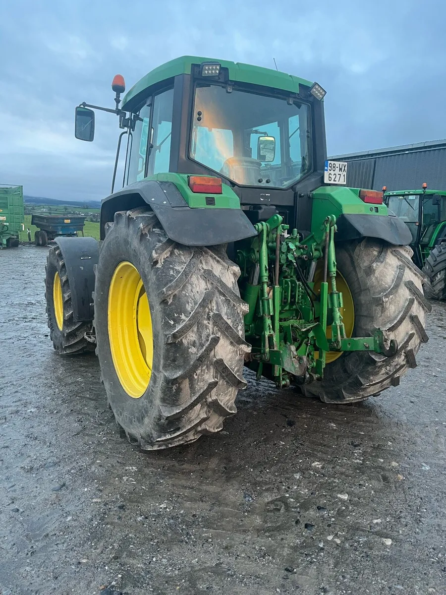 John Deere 6810 - Image 4