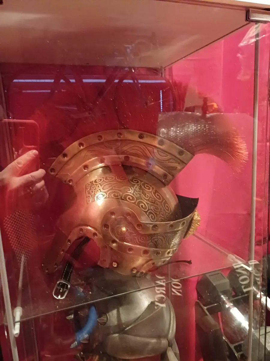 Roman Helmet - Image 3