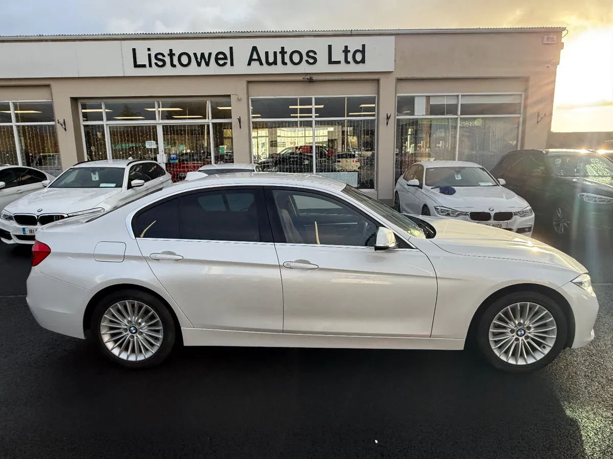 182 BMW 3 SERIES 2.0 190BHP LUXURY *REVERSE CAMERA - Image 1