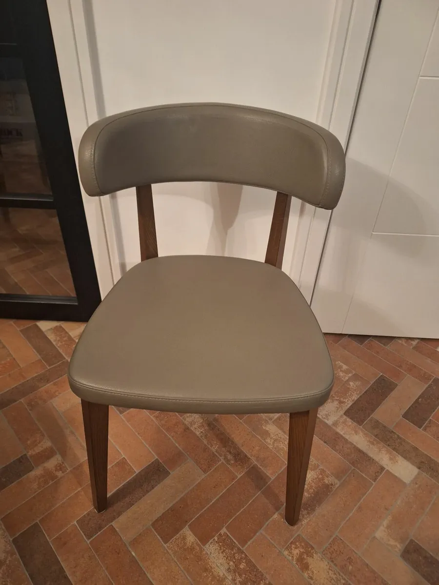 Dining chairs - Image 2