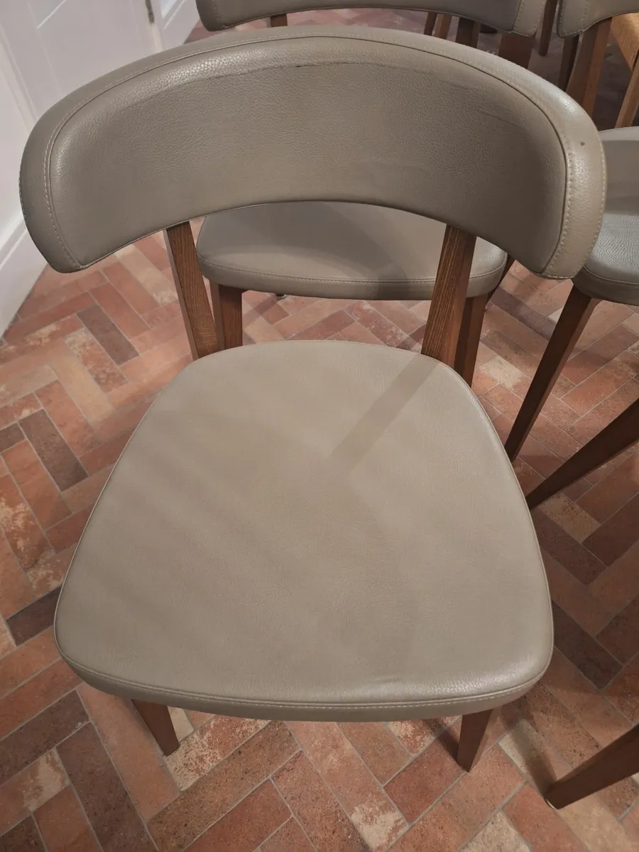 Dining chairs - Image 4