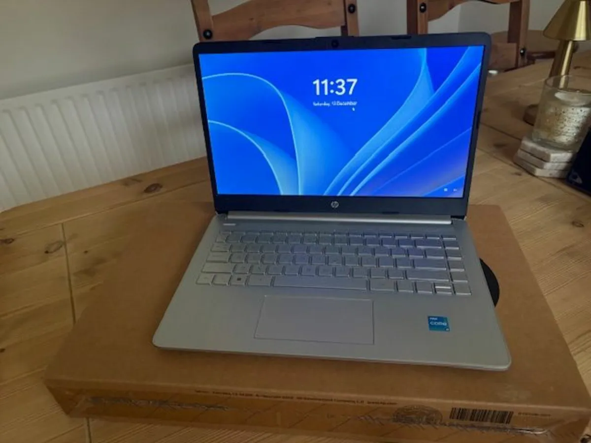 laptop - Image 1