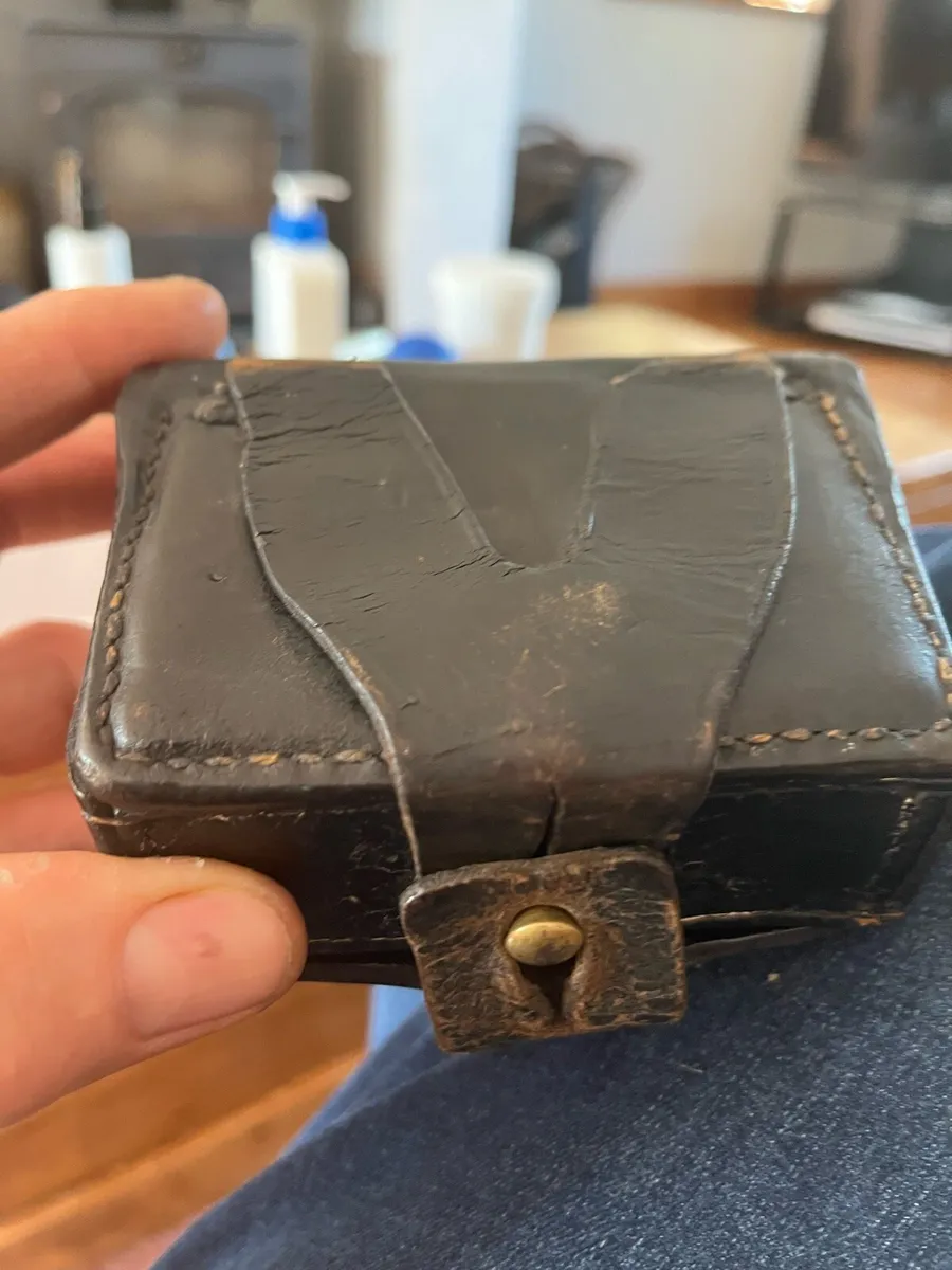 Antique Leather Ammunition Pouch - Image 3