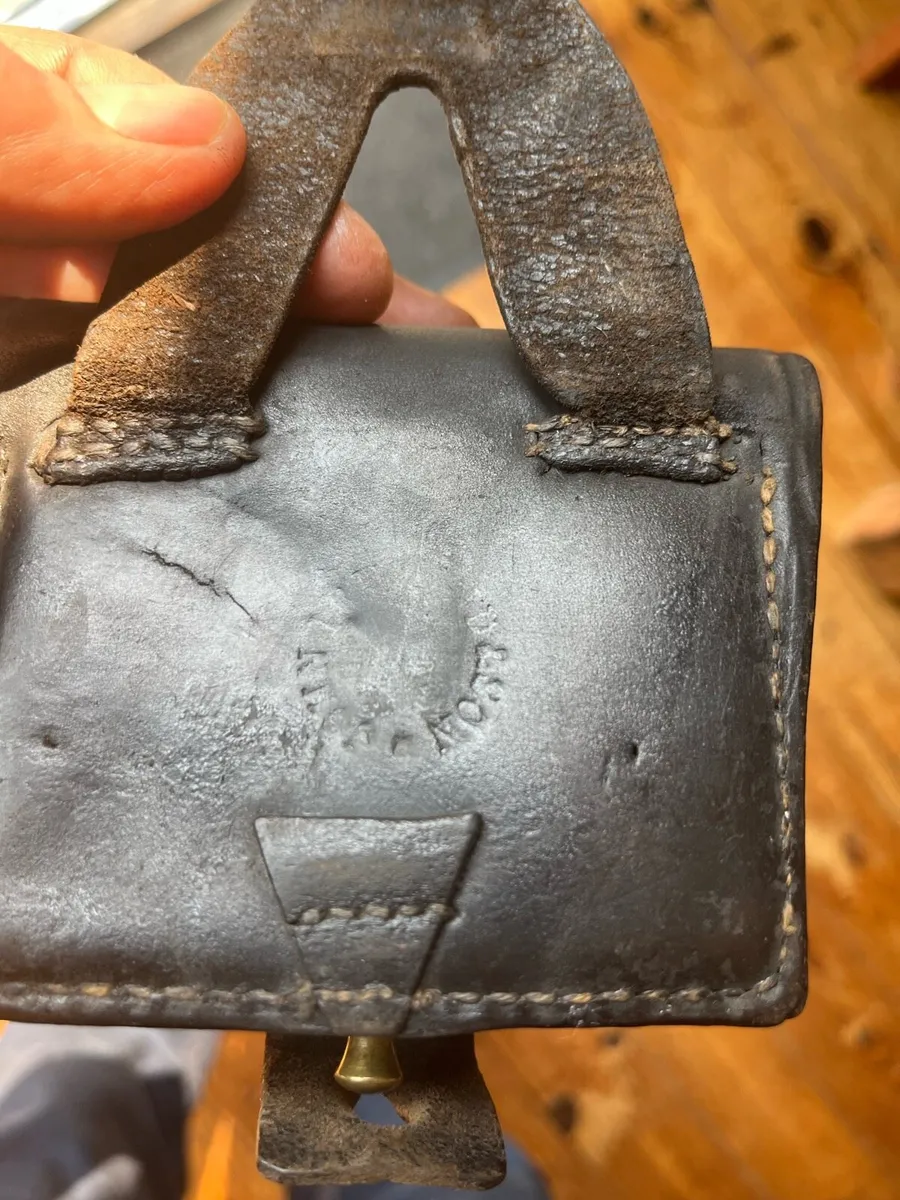 Antique Leather Ammunition Pouch - Image 4