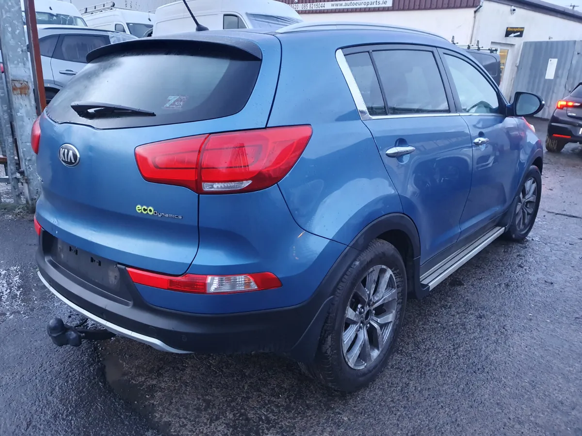 14 KIA SPORTAGE  1.7 CRDI (D4FDE) FOR BREAKING - Image 4