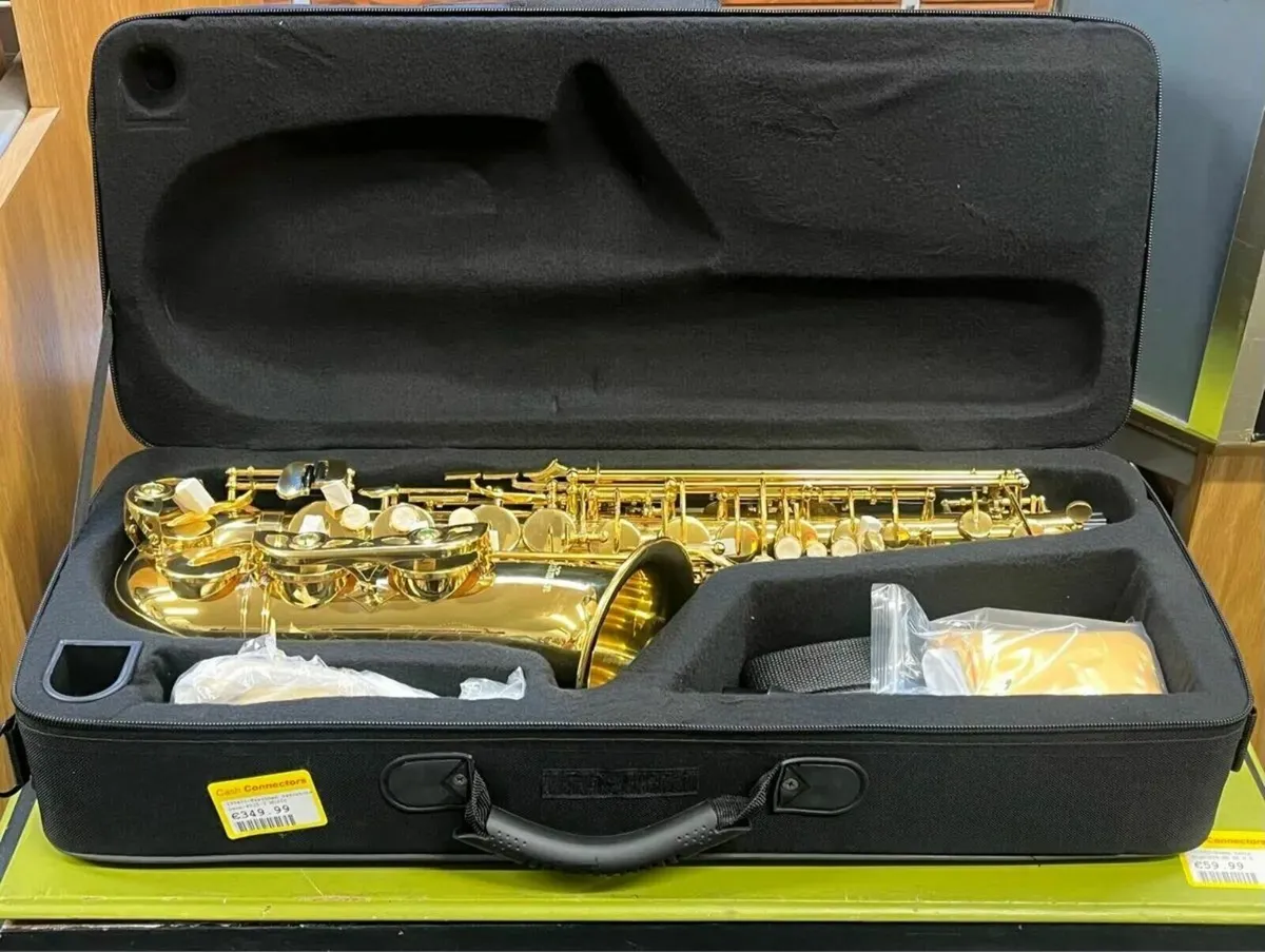 BRAND NEW Freshman Alto Saxophone - Image 1