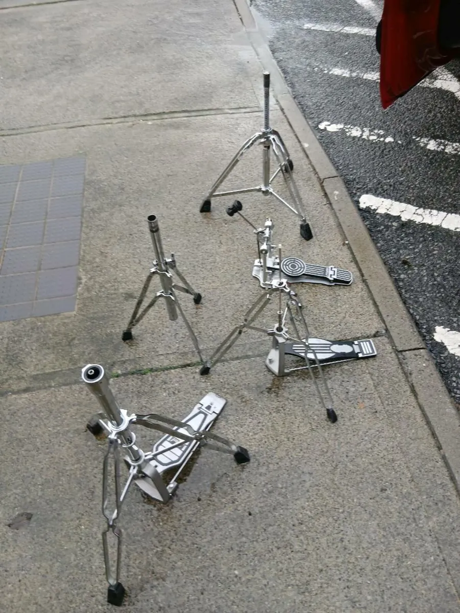 MUSIC STANDS - Image 1