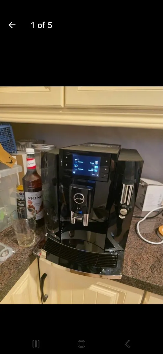 Coffee machine - Jura E8 - Image 3