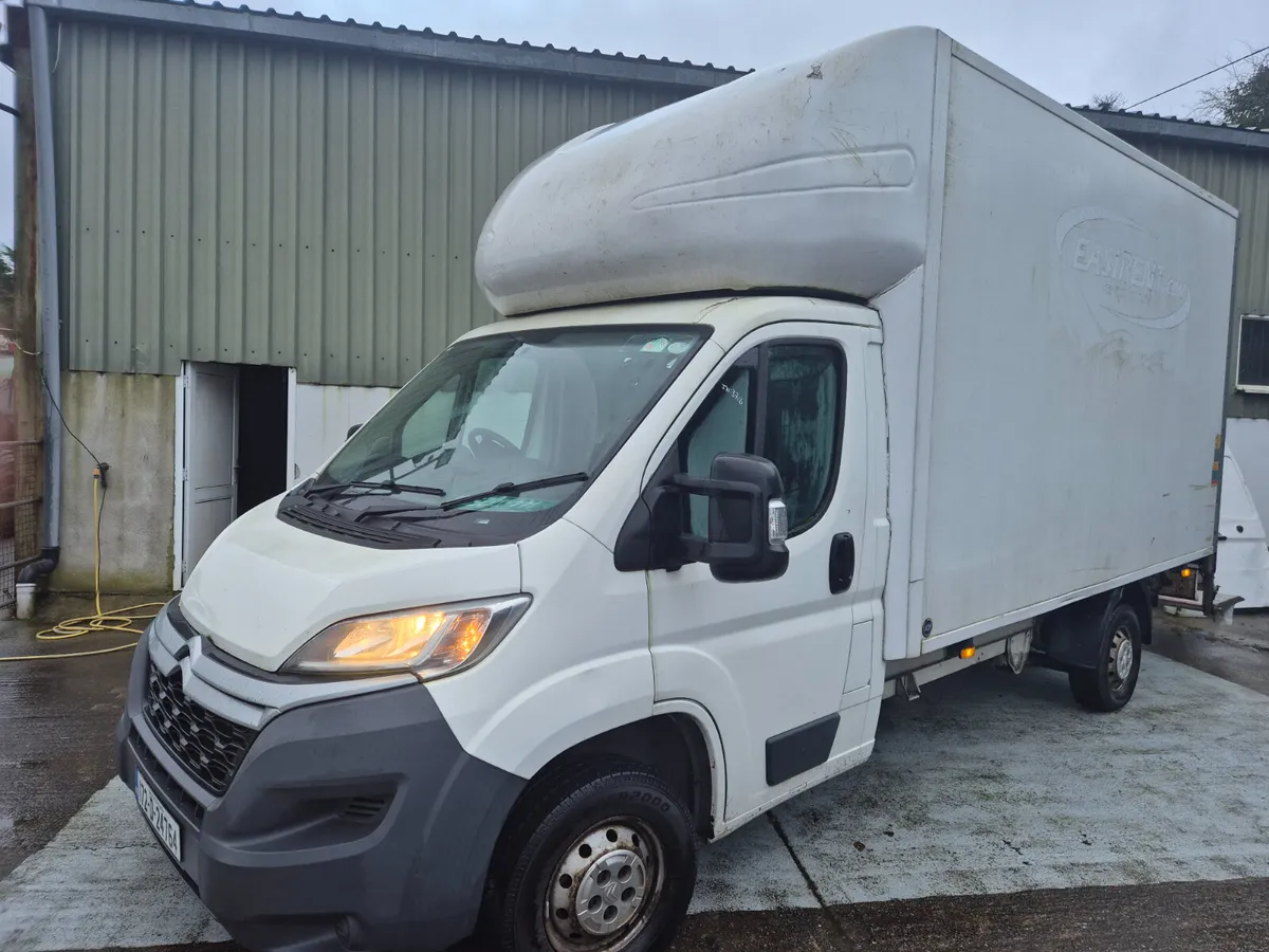 CITROEN RELAY LUTON BODY& TAILIFT - Image 1