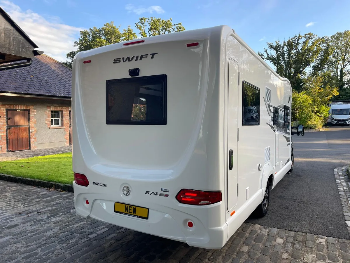 Swift Escape 674 - Automatic - Image 3