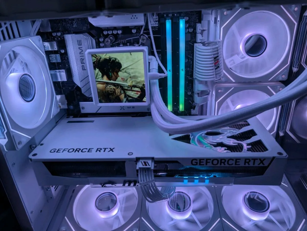 Lian Li | High End | Gaming PC | AMD Ryzen X3D | - Image 2