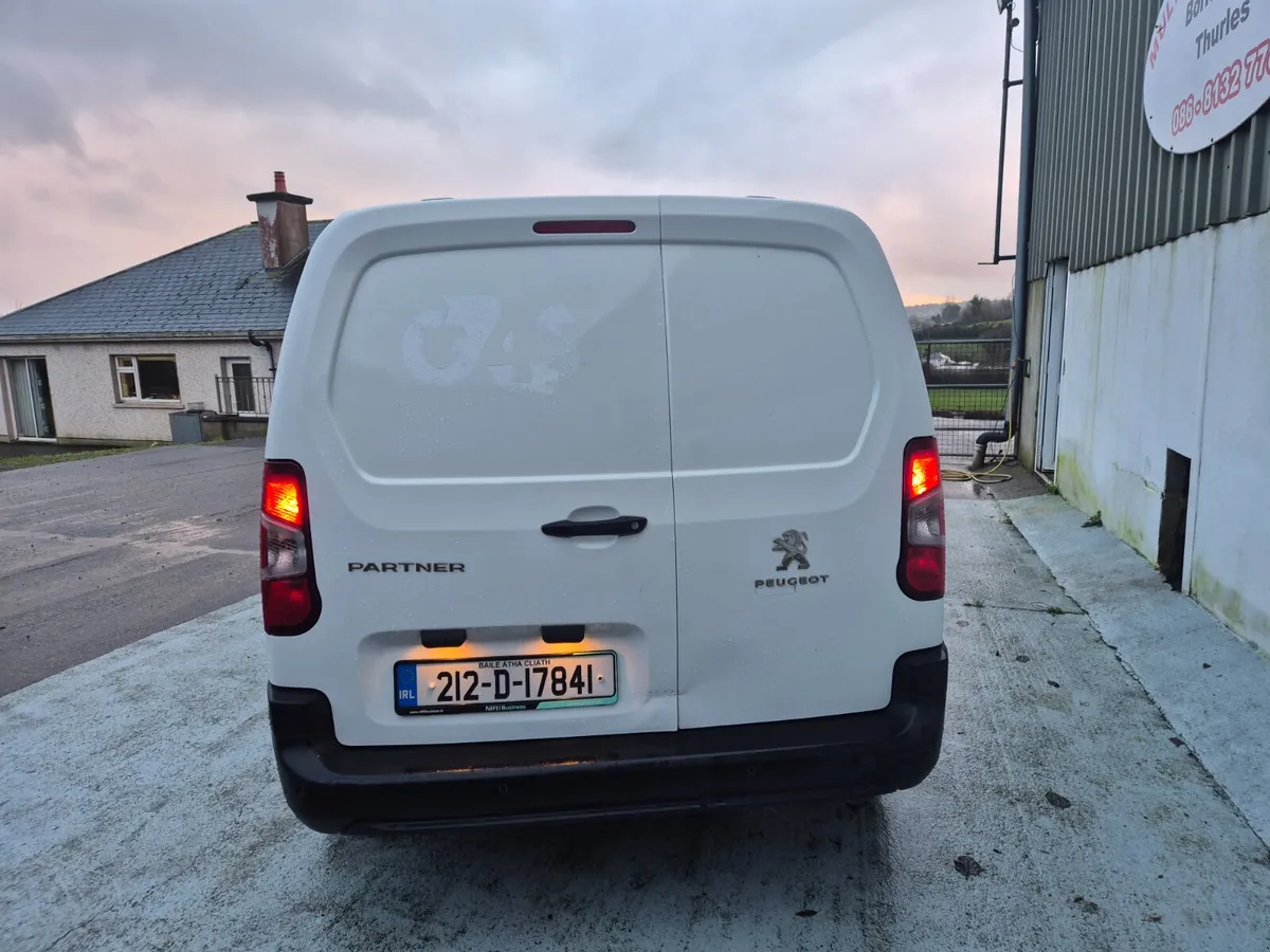 PEUGEOT PARTNER L.W.B - Image 3