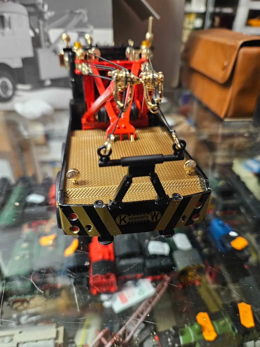 Corgi First Gear Kenworth Bull Nose Tow Truck 1.34 - Image 3