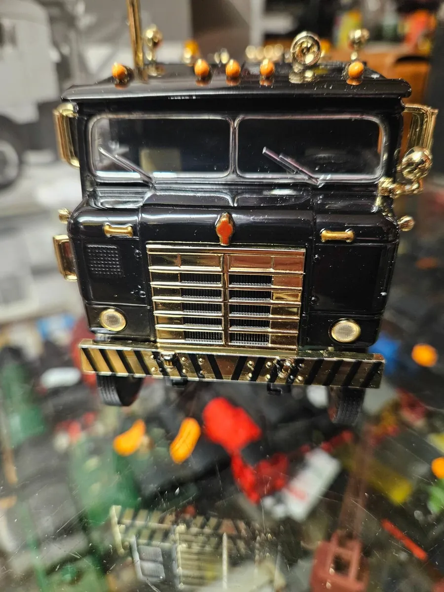 Corgi First Gear Kenworth Bull Nose Tow Truck 1.34 - Image 4