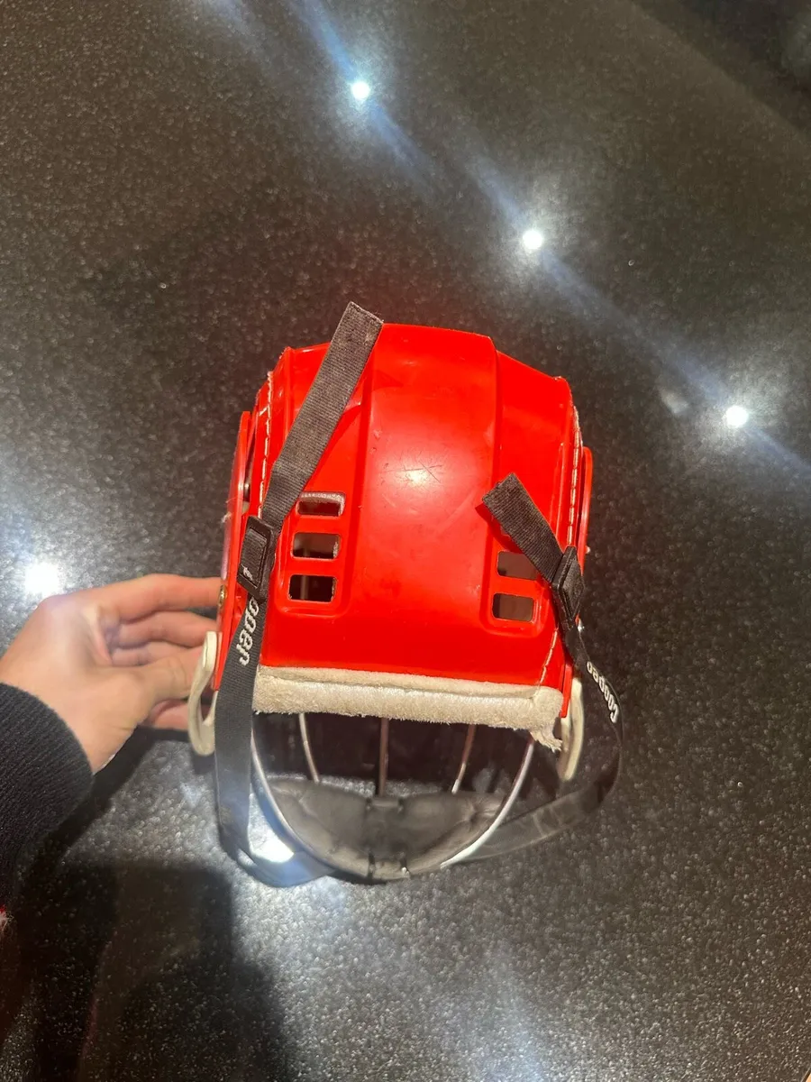 Red Gola Hurling helmet -rep - Image 3