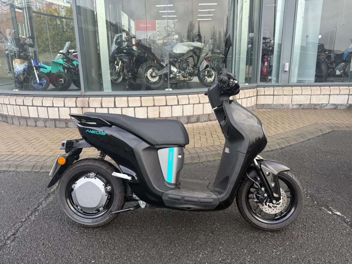 Yamaha NEOS E Dual Battery - Image 1