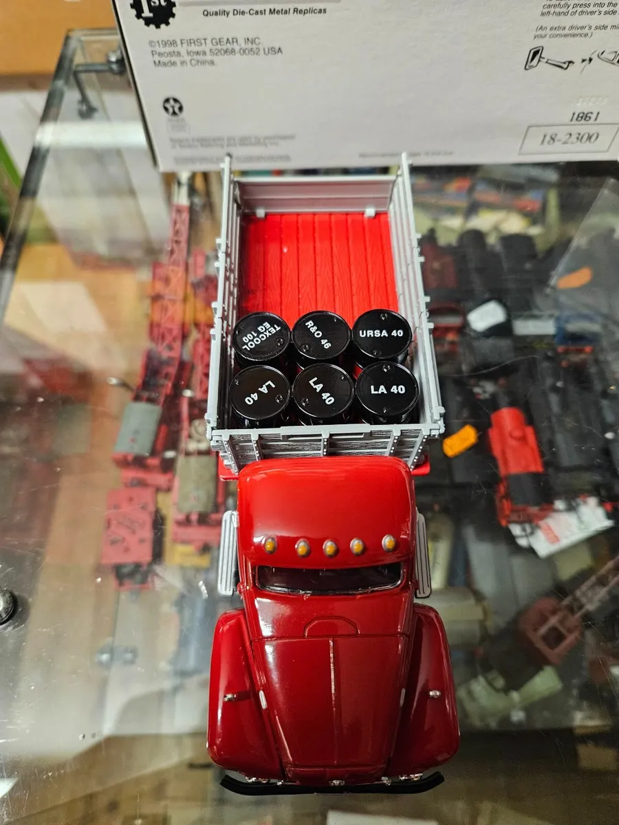 Corgi International Texaco Truck 1.34 - Image 2