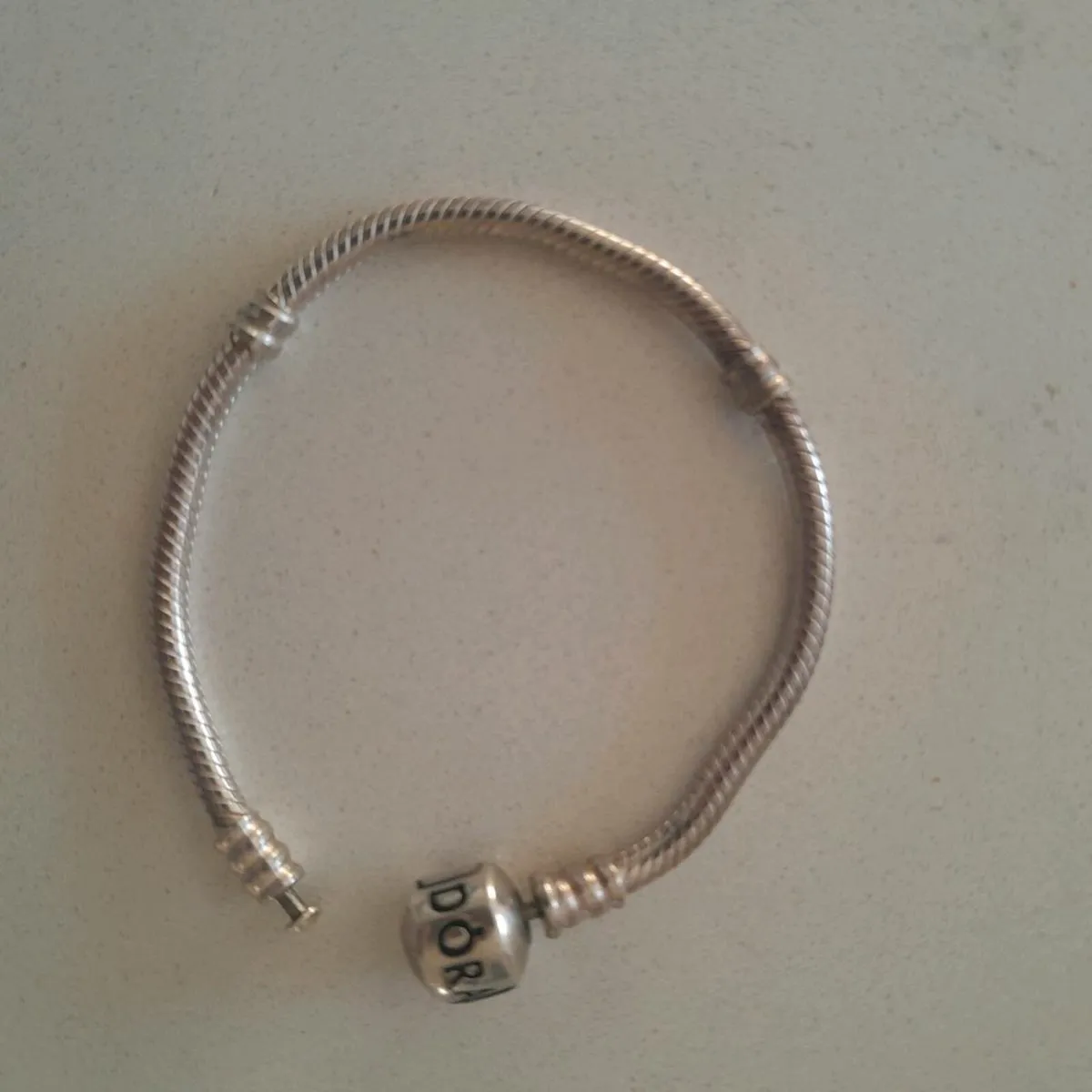 Pandora bracelet - Image 1